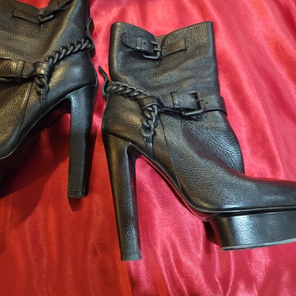 booties - Picture 7 of 10